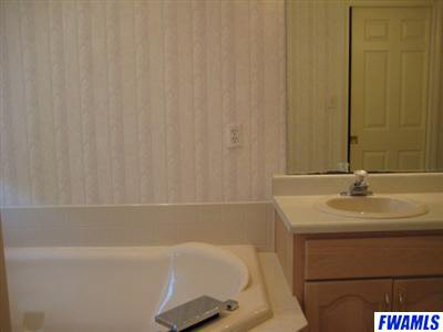 235 Estero Road Fort Wayne, IN 46845 - Photo 12 of 20 Gallery Image 12