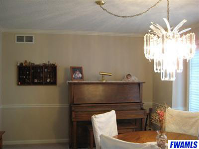 235 Estero Road Fort Wayne, IN 46845 - Photo 10 of 20 Gallery Image 10