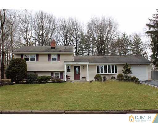 27 Nottingham Road Edison, NJ 08820 - Photo 1 of 22