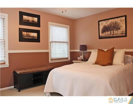 27 Nottingham Road Edison, NJ 08820 - Photo 17 of 22