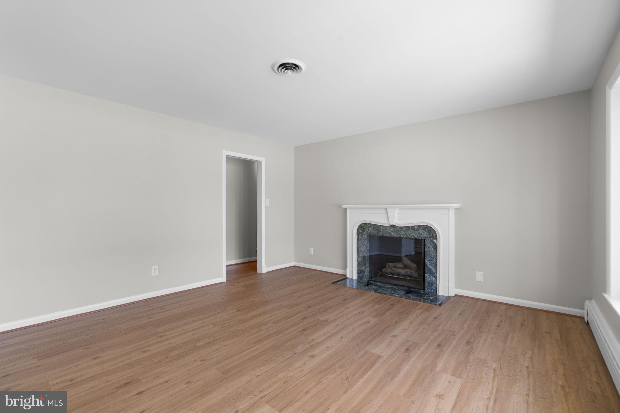 18015 Muncaster Road Rockville, MD 20855 - Photo 8 of 91