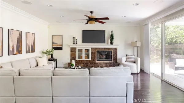 $1,189,900 | 24589 Lola Lane, Newhall, CA 91321