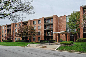 1405 East Central Road, Unit 414B Arlington Heights, IL 60005 - Photo 1 of 1