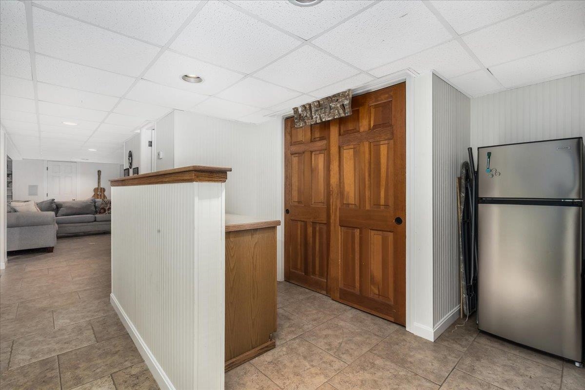 21 Berry Road Derry, NH 03038 - Photo 31 of 52