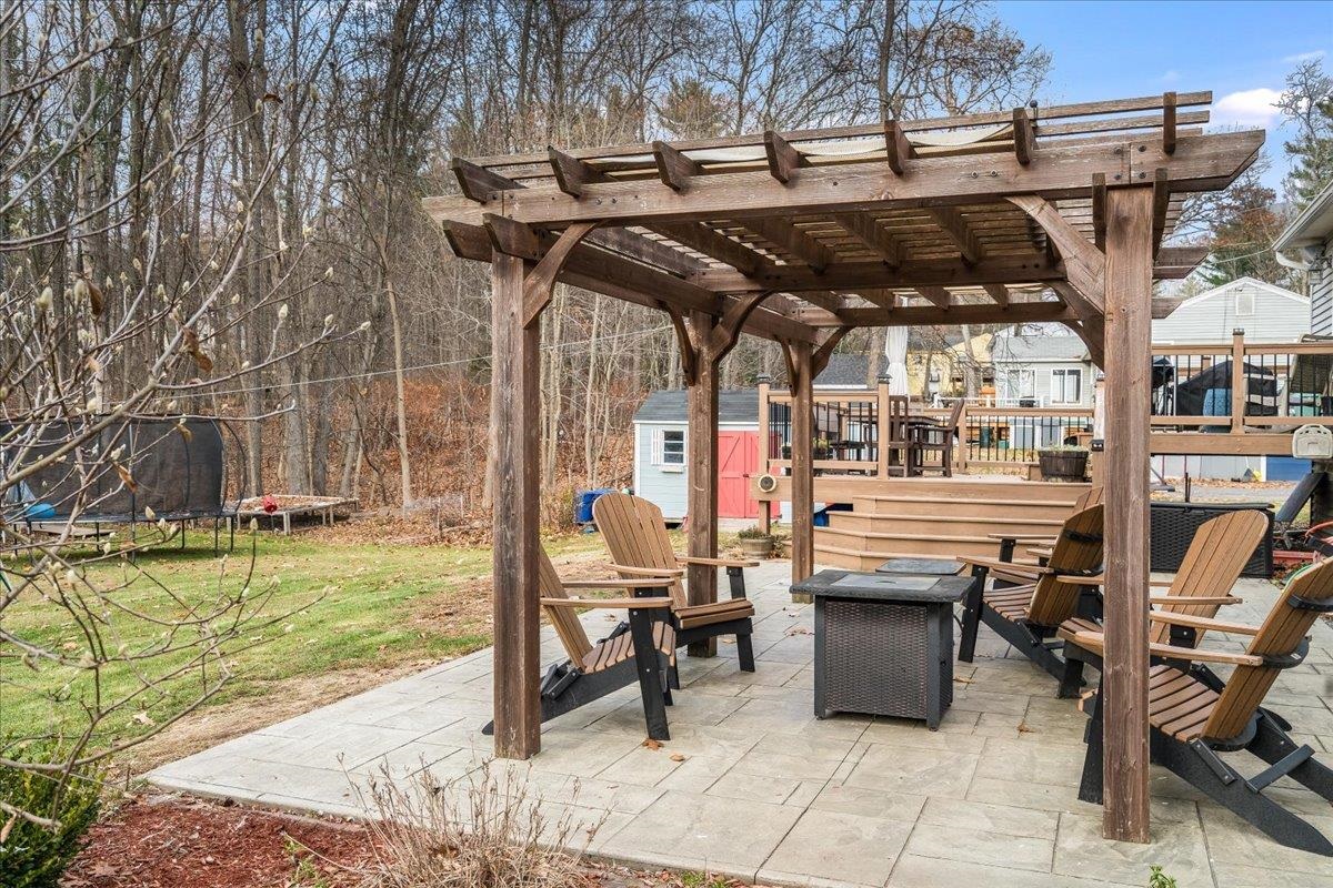 21 Berry Road Derry, NH 03038 - Photo 45 of 52