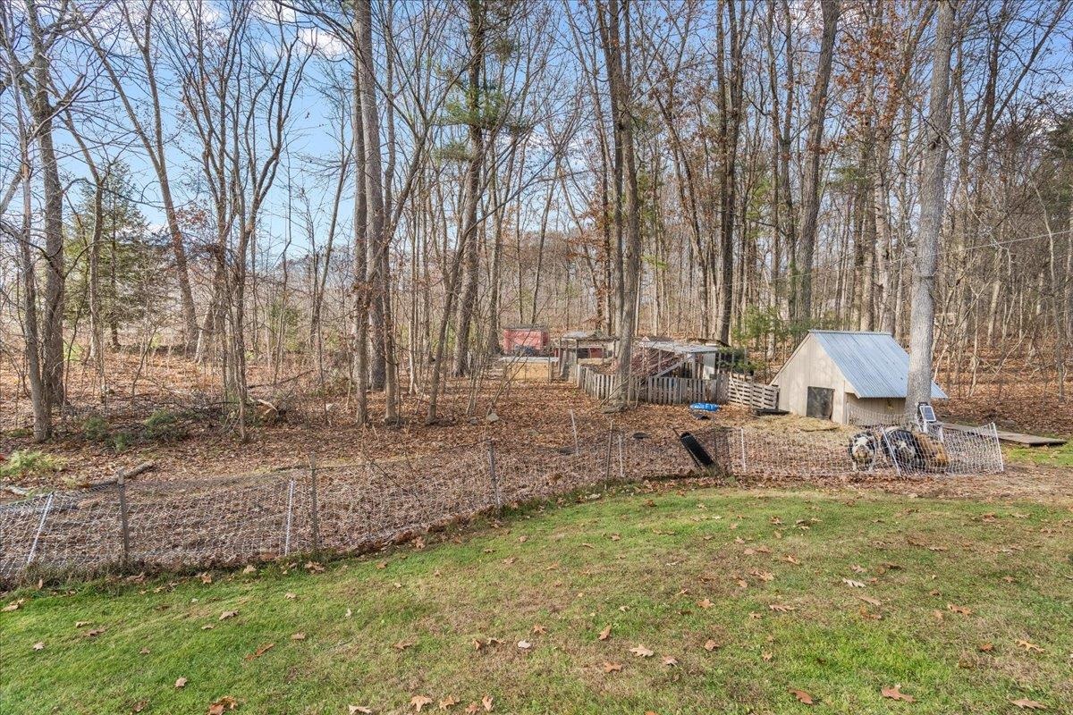 21 Berry Road Derry, NH 03038 - Photo 49 of 52