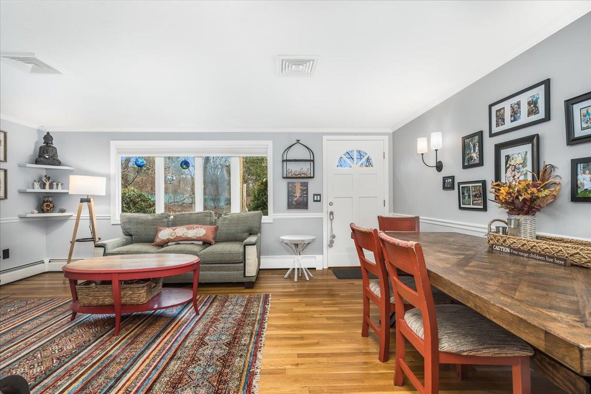 21 Berry Road Derry, NH 03038 - Photo 5 of 52