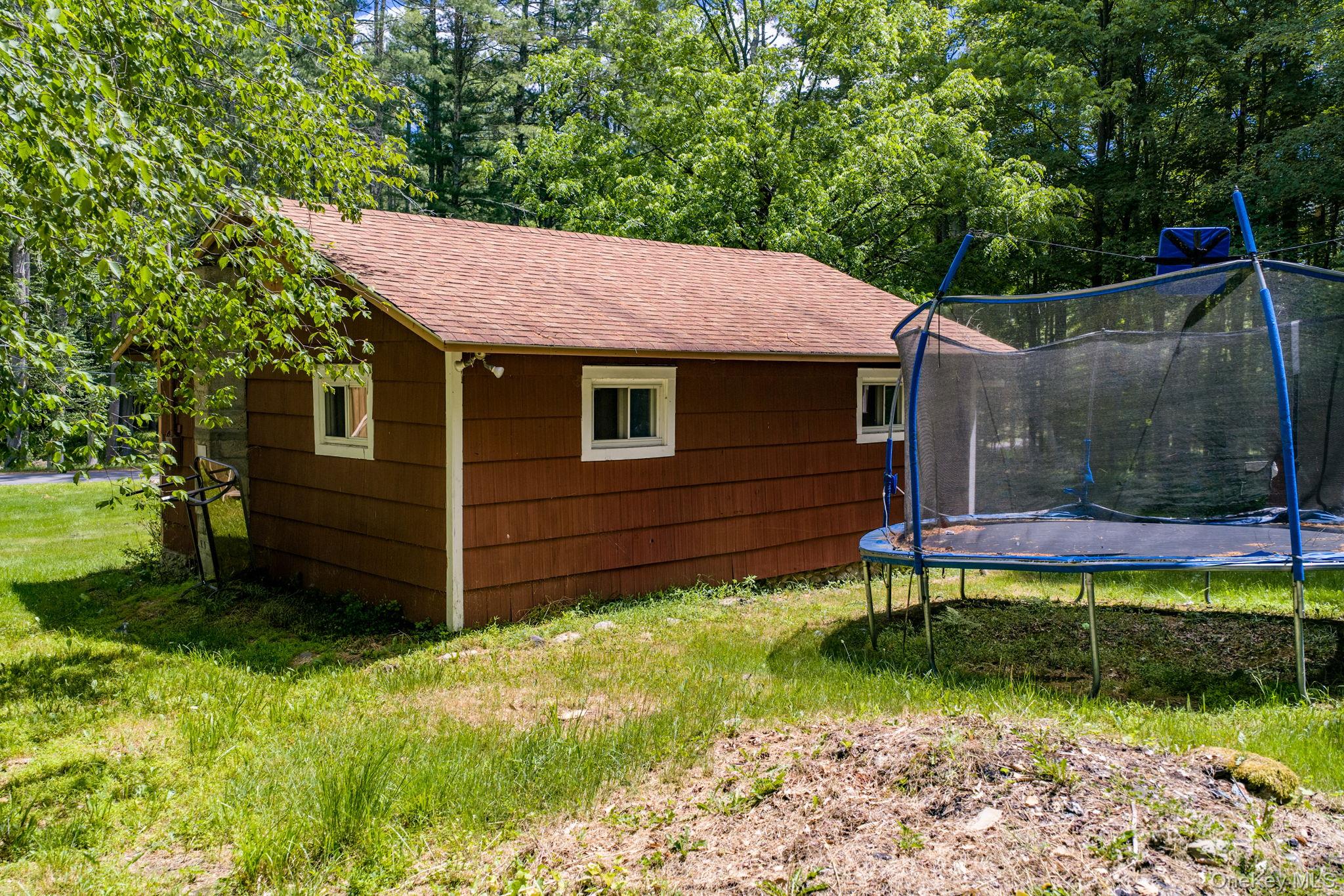 570 Brown Road Ellenville, NY 12428 - Photo 17 of 33