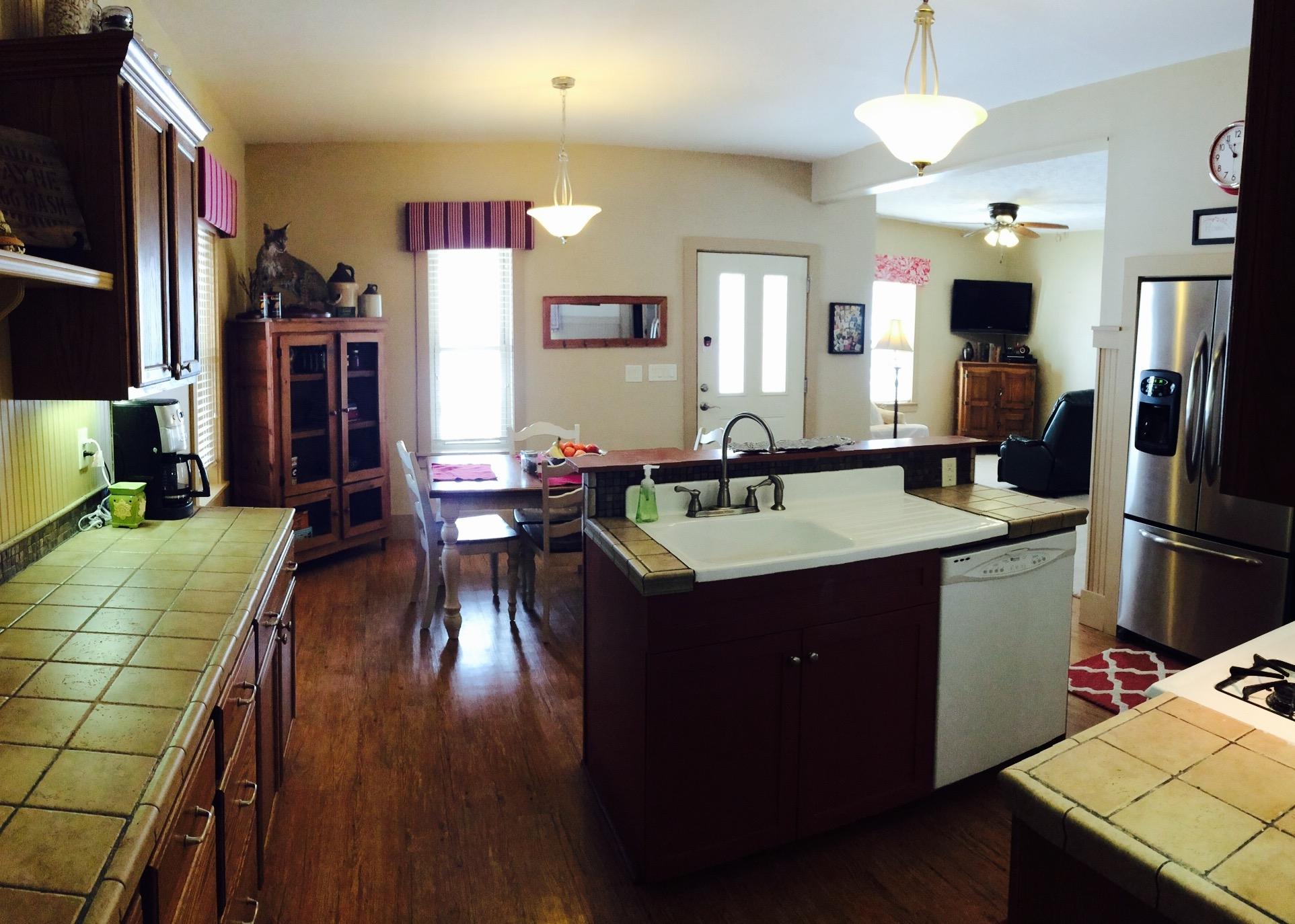 152 West Creston Road Crossville, TN 38571 - Photo 8 of 25 8 Kitchen