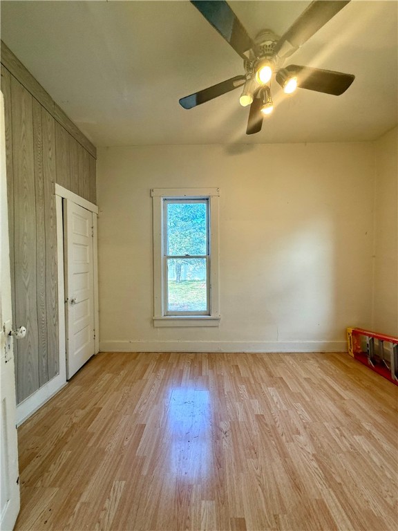 9 West Locust Avenue Charleston, IL 61920 - Photo 7 of 11 Gallery Image 7