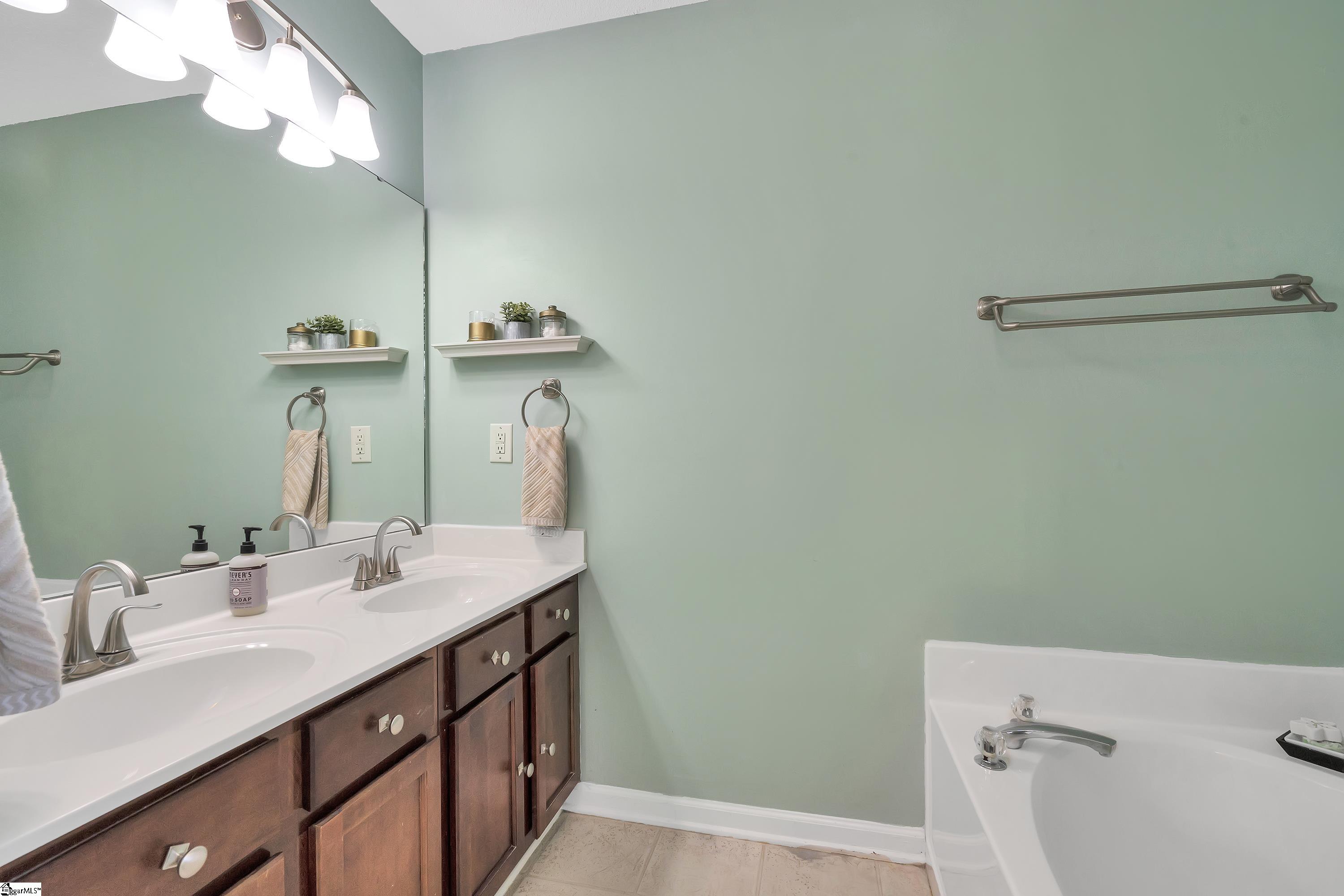 5 Brookhaven Way Simpsonville, SC 29681 - Photo 9 of 20 Gallery Image 9