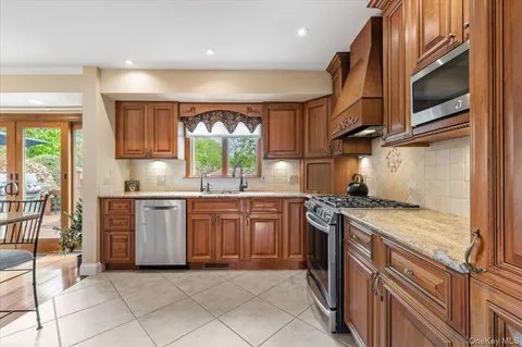 $839,000 | 1 Nita Street, East Northport, NY 11731