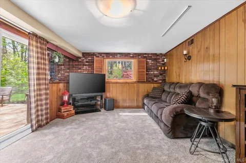 $839,000 | 1 Nita Street, East Northport, NY 11731
