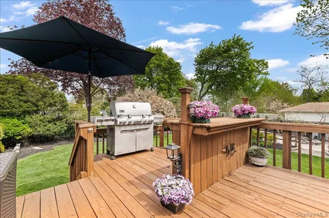$839,000 | 1 Nita Street, East Northport, NY 11731