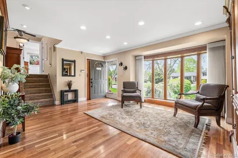$839,000 | 1 Nita Street, East Northport, NY 11731