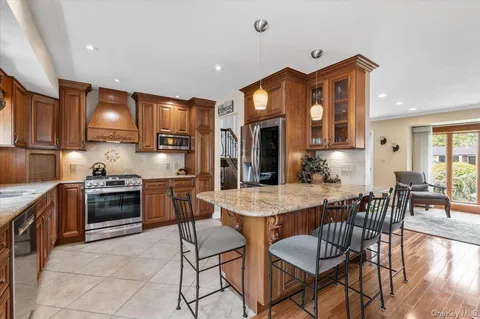 $839,000 | 1 Nita Street, East Northport, NY 11731