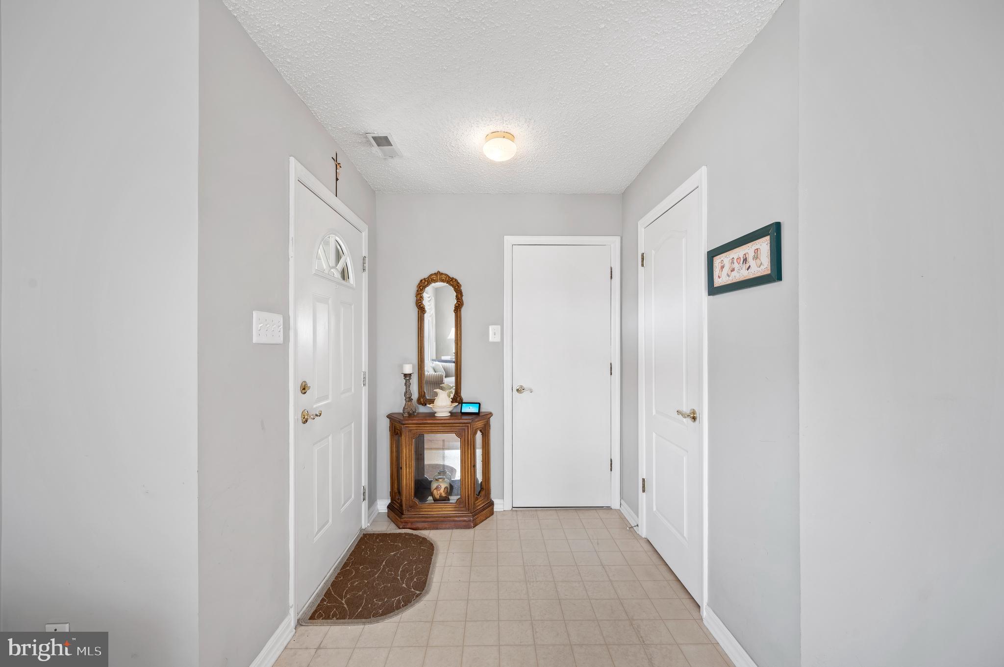 405 Paradise Road Williamstown, NJ 08094 - Photo 5 of 30 Gallery Image 5