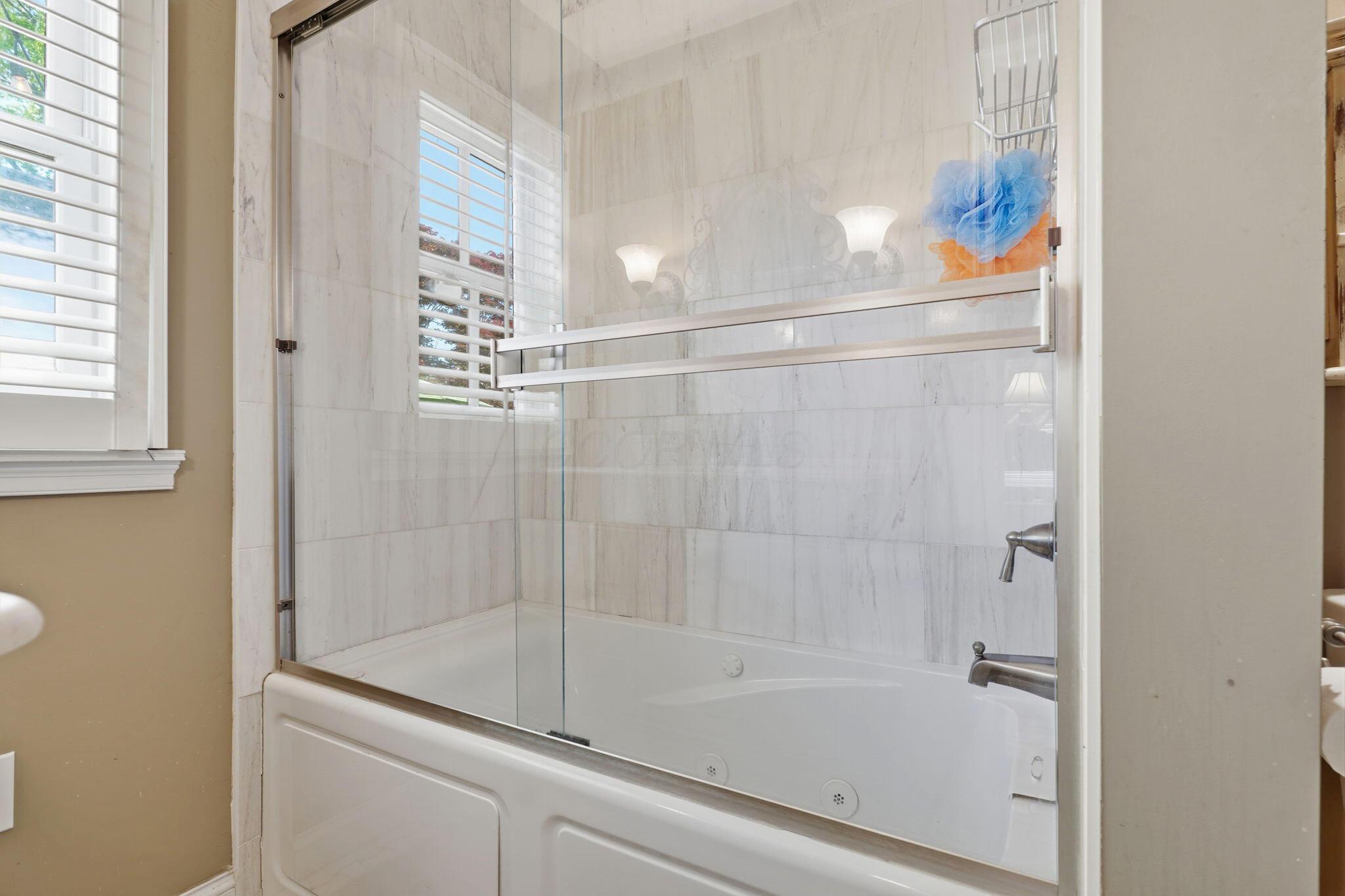 227 South Chesterfield Road Columbus, OH 43209 - Photo 32 of 77 Bathroom 1