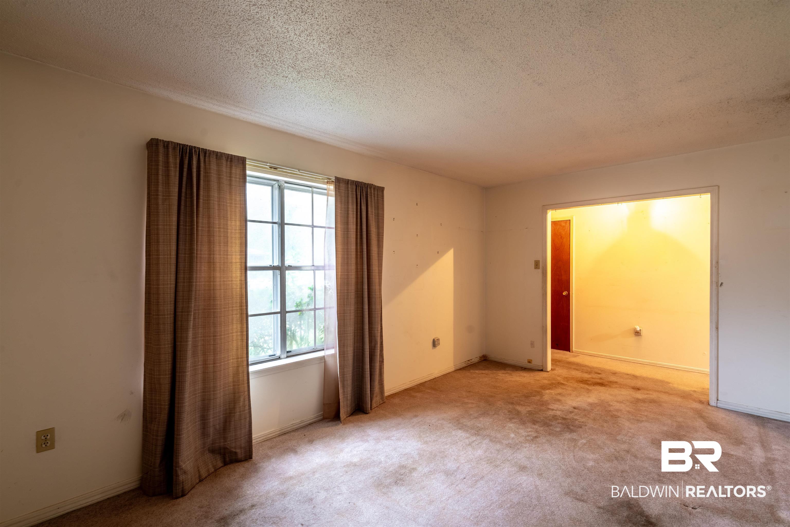1654 Rochelle Street Mobile, AL 36693 - Photo 5 of 41