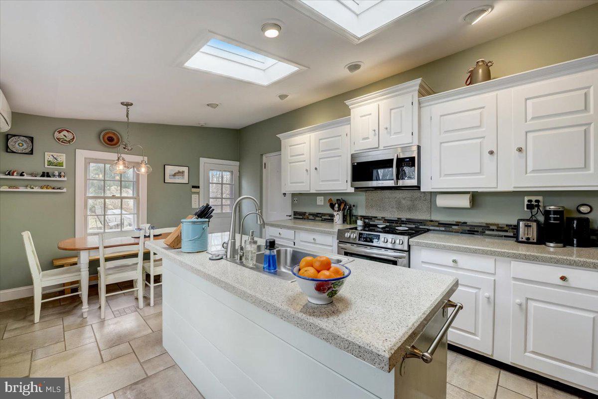 331 Morris Road Fort Washington, PA 19034 - Photo 8 of 44 Kitchen