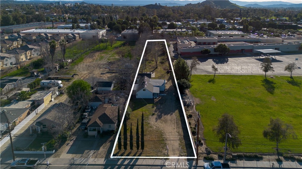 4166 Strong Street Riverside, CA 92501 - Photo 1 of 47