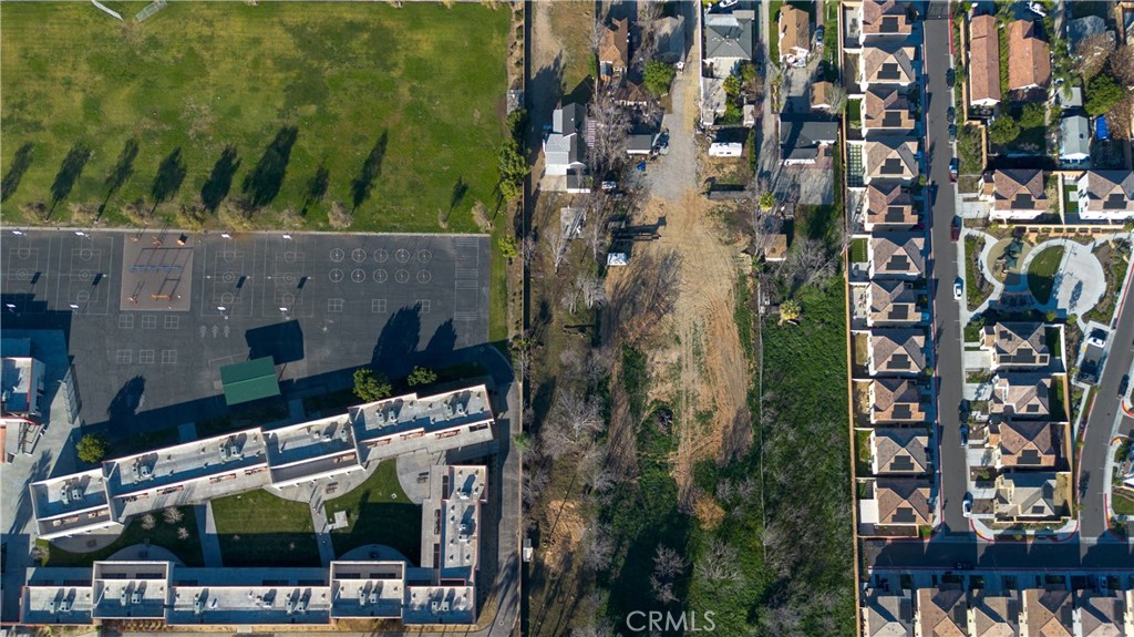 4166 Strong Street Riverside, CA 92501 - Photo 9 of 47