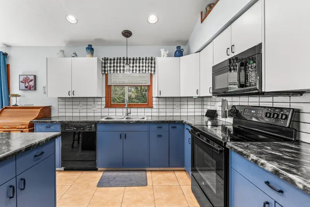 $599,900 | 17956 46th Court North, The Acreage, FL 33470