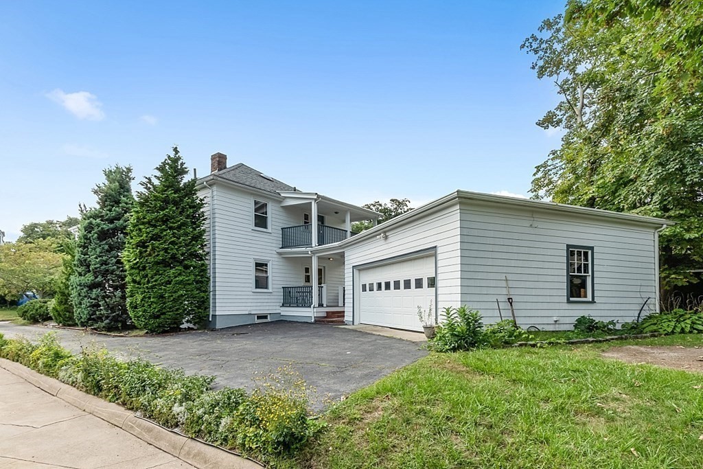 3 Prescott Road Lynn, MA 01902 - Photo 4 of 42 Gallery Image 4