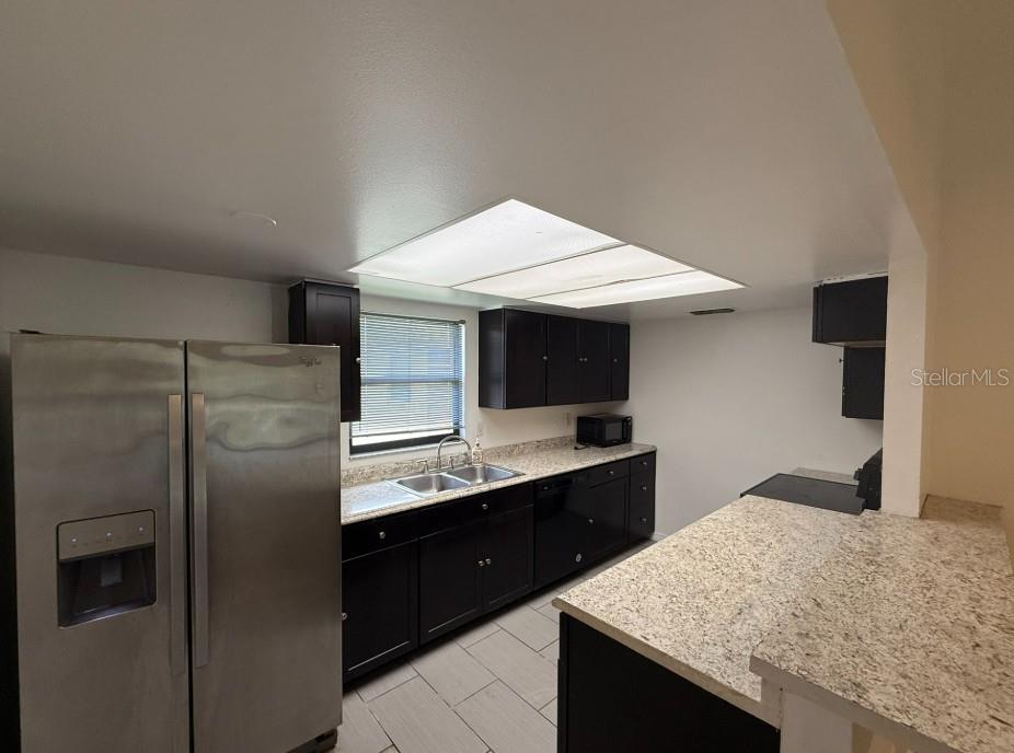 851 Mecca Drive, Unit C Sarasota, FL 34234 - Photo 3 of 9