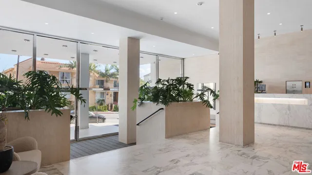 $725,000 | 999 North Doheny Drive, Unit 306, West Hollywood, CA 90069