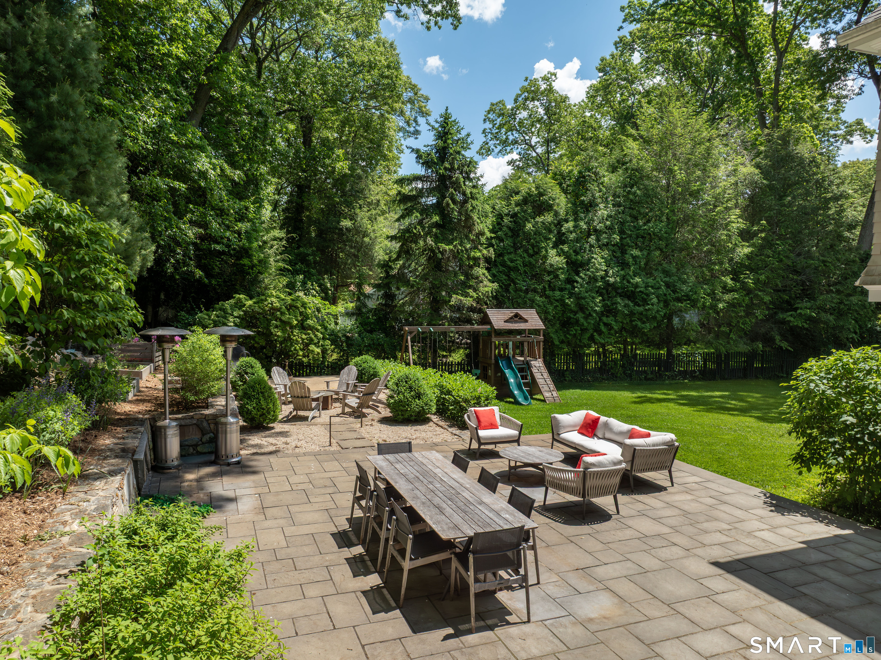 22 Ledge Road Norwalk, CT 06853 - Photo 29 of 31