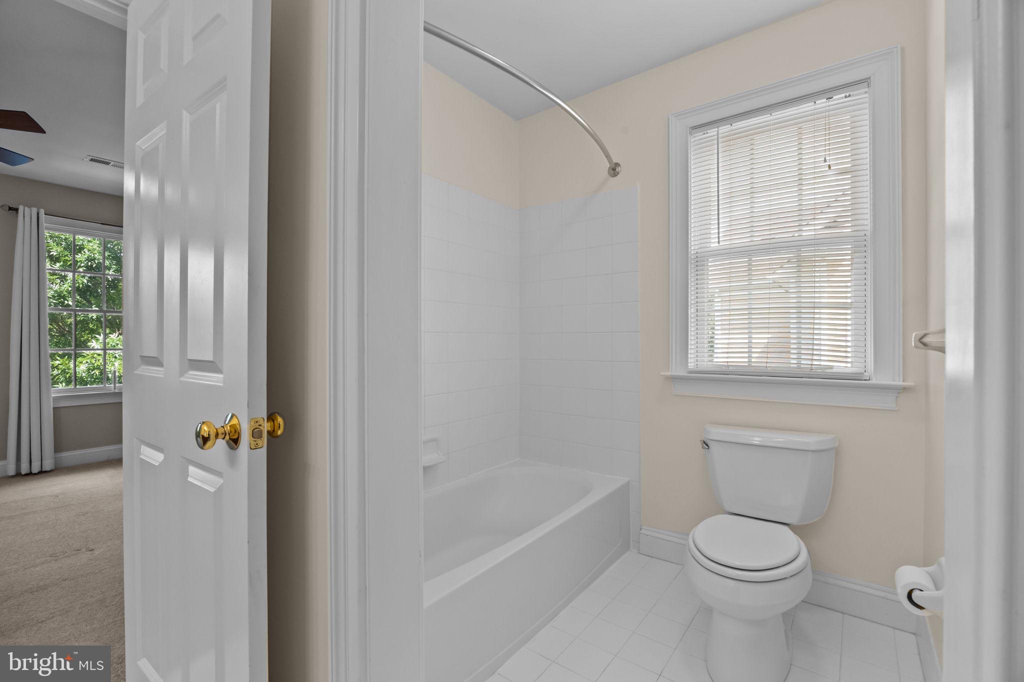 3541 Reading Way Huntingdon Valley, PA 19006 - Photo 37 of 54 a bathroom with a toilet a sink and a bathtub