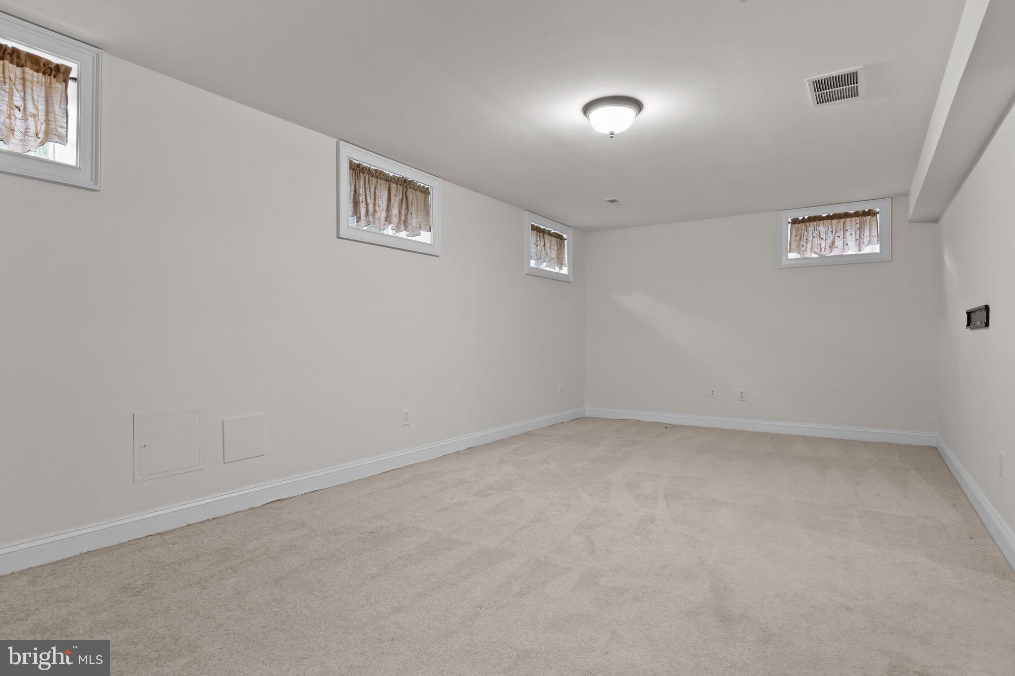 3541 Reading Way Huntingdon Valley, PA 19006 - Photo 43 of 54 an empty room with a workbench