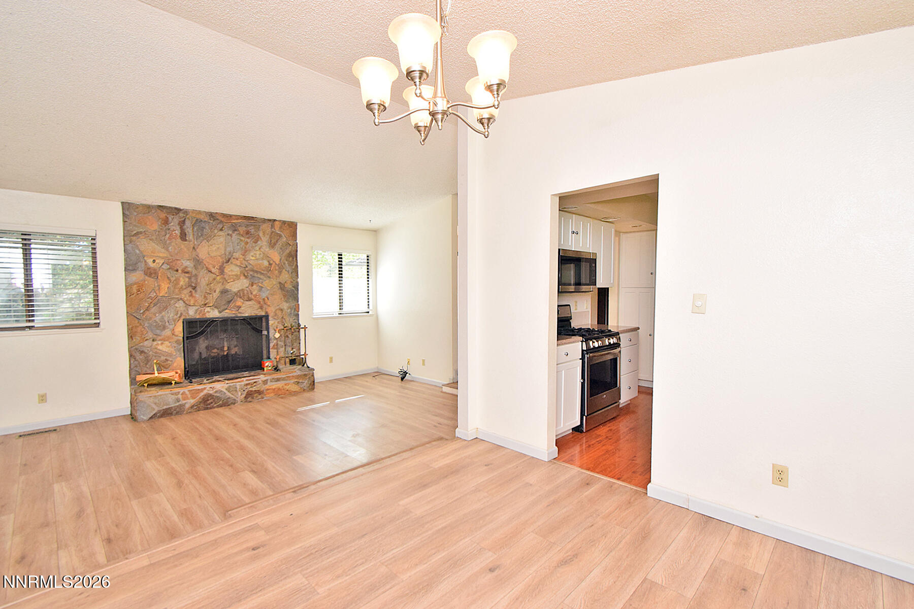 3575 Bluejay Court Reno, NV 89509 - Photo 3 of 31 aDSC_0268