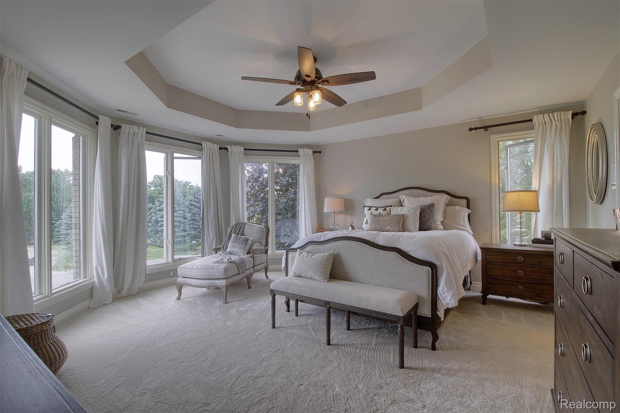 4446 Southacre Lane Rochester, MI 48306 - Photo 30 of 70 30-Master Bedroom.jpg