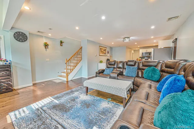 $849,000 | 164 Biltmore Avenue, Elmont, NY 11003