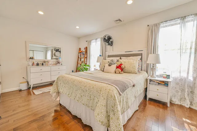 $849,000 | 164 Biltmore Avenue, Elmont, NY 11003