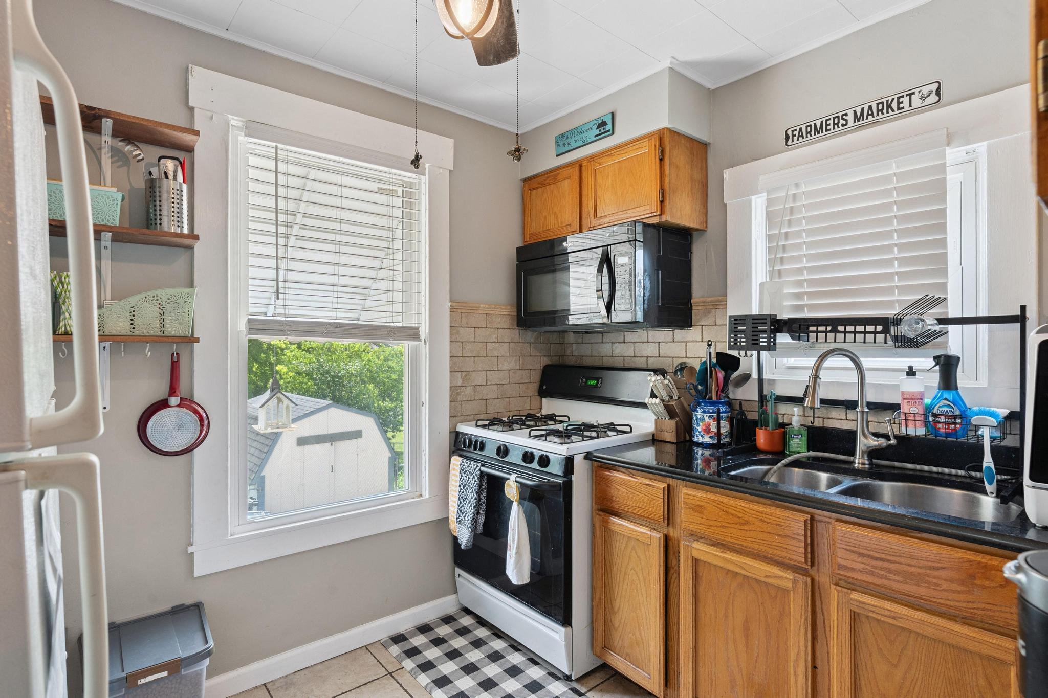 3832 Ebenezer Road Cincinnati, OH 45248 - Photo 5 of 19