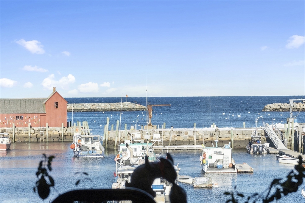 1 Dock Square Rockport, MA 01966 - Photo 28 of 34 a view of a living room and kitchen