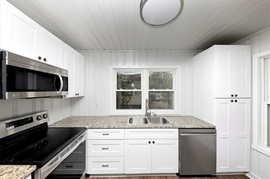 3601 Orchard Circle Decatur, GA 30032 - Photo 8 of 22