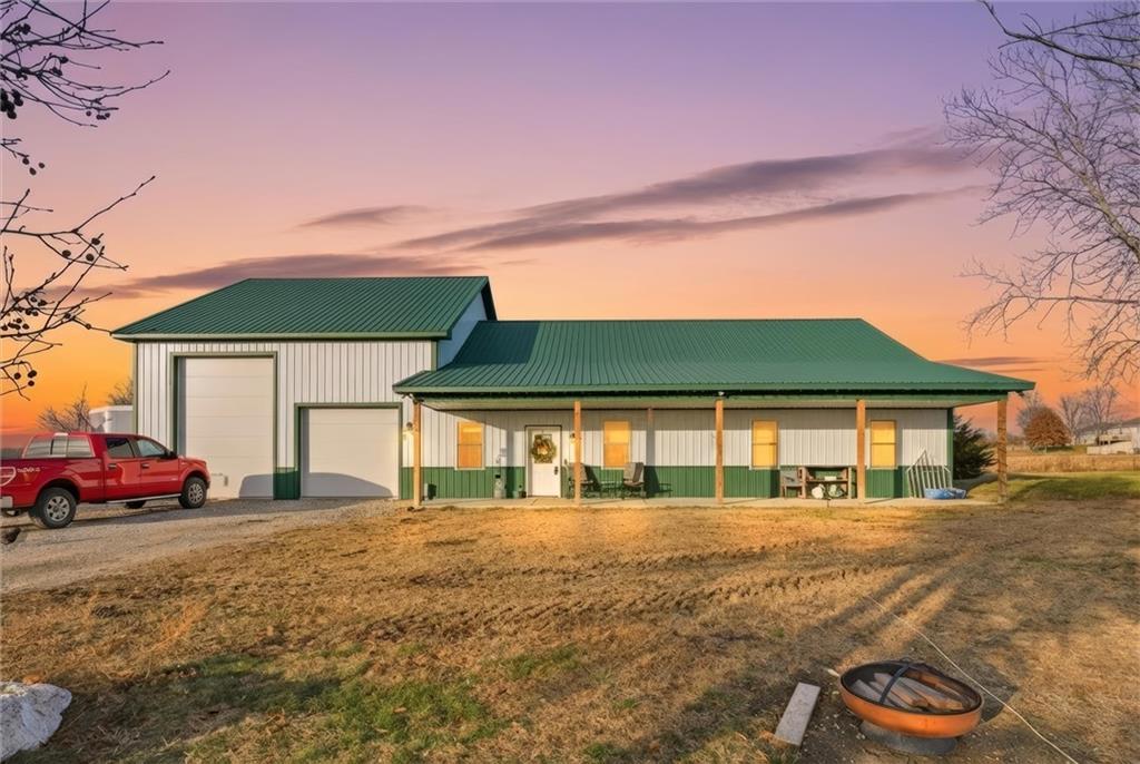 9857 Southwest Duroc Drive Cameron, MO 64429 - Photo 2 of 39