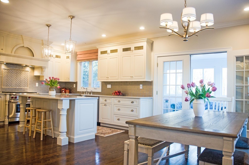 25 Chiltern Road Weston, MA 02493 - Photo 2 of 13