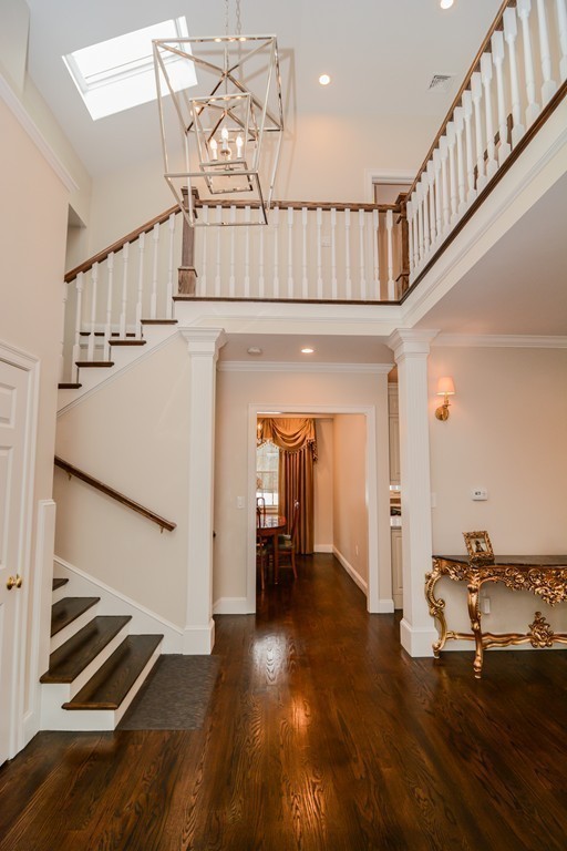 25 Chiltern Road Weston, MA 02493 - Photo 4 of 13