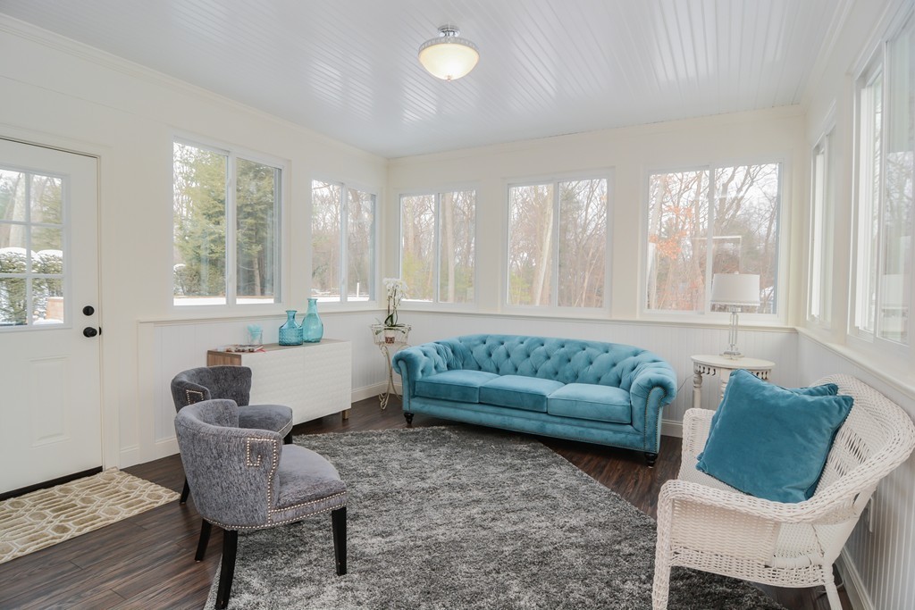 25 Chiltern Road Weston, MA 02493 - Photo 7 of 13