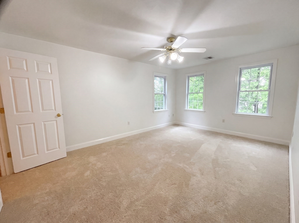 14 Smith Road Sutton, MA 01590 - Photo 13 of 30