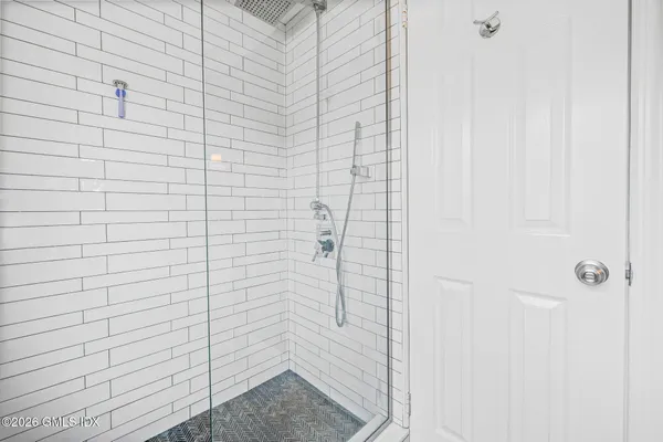 $18,500 | 12 Grimes Road, Old Greenwich, CT 06870