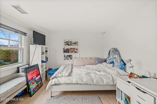 $13,000 | 12 Grimes Road, Old Greenwich, CT 06870