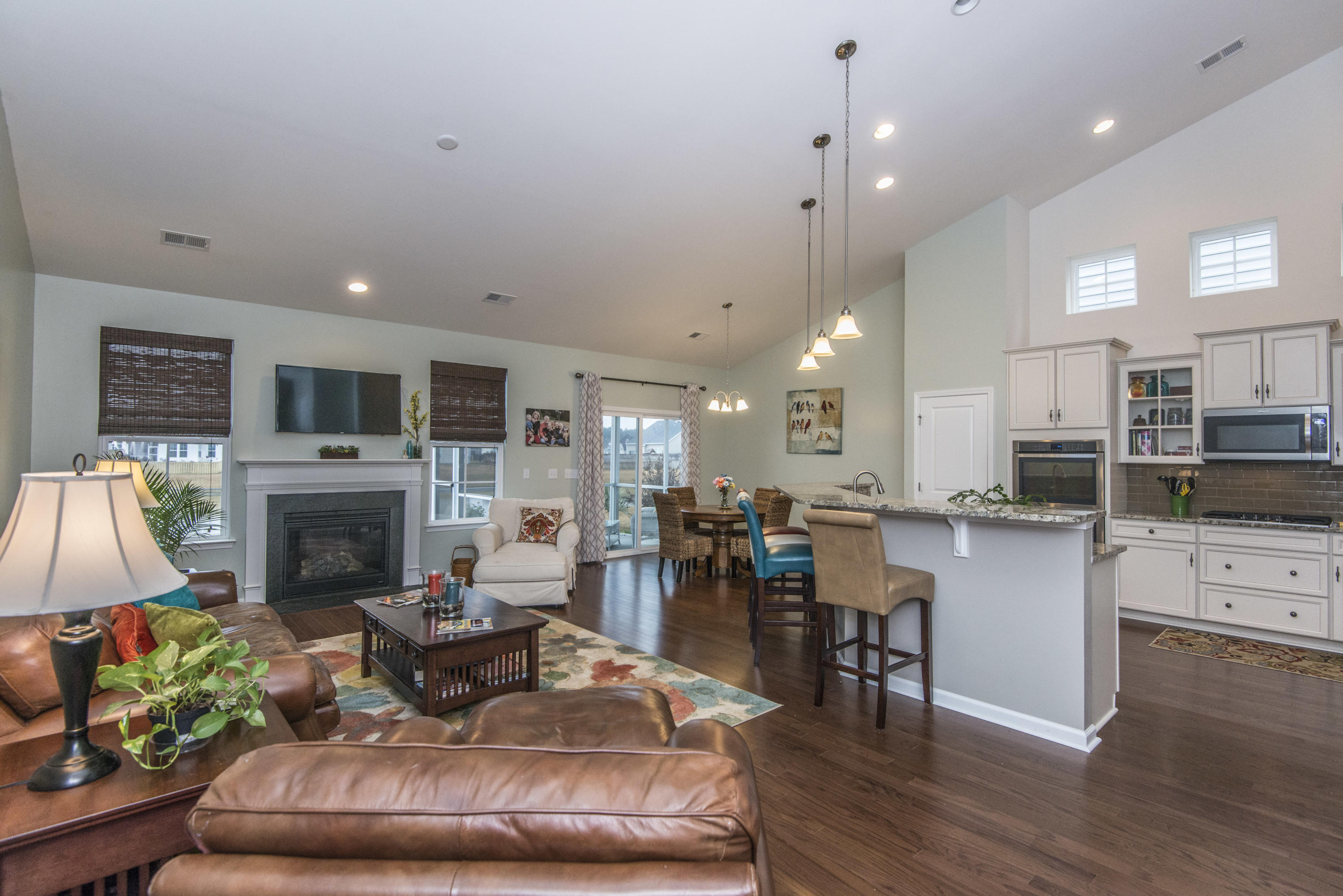 238 Spectrum Road Summerville, SC 29486 - Photo 3 of 39 _DSC1197