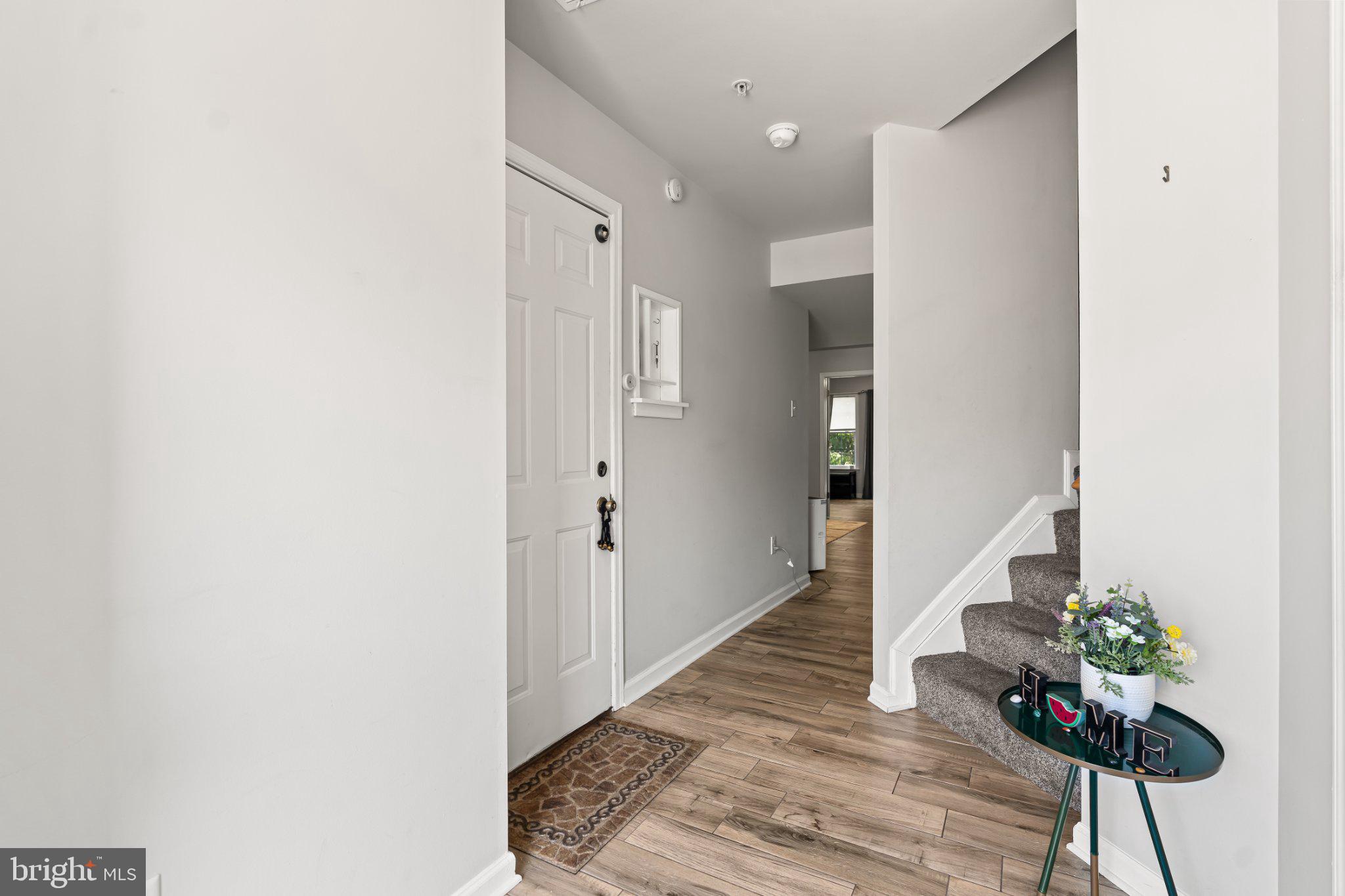 128 Sentry Ridge Smithsburg, MD 21783 - Photo 27 of 41 Inviting entryway with modern charm.
