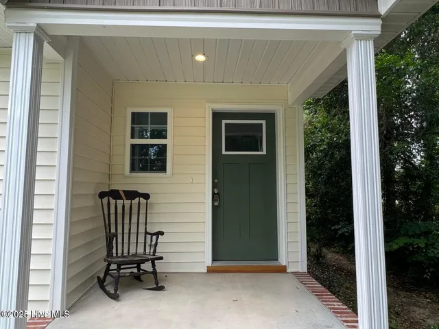 $2,050 | 1050 West Indiana Avenue, Southern Pines, NC 28387